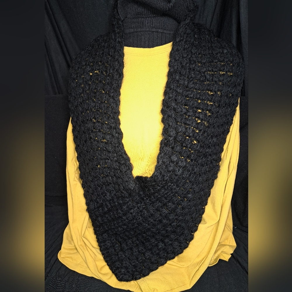NWT Rikka Infinity Scarf - Picture 2 of 4